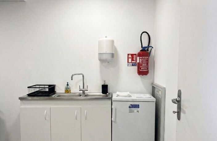 Location Bureaux 69 m&sup2; — photo 3