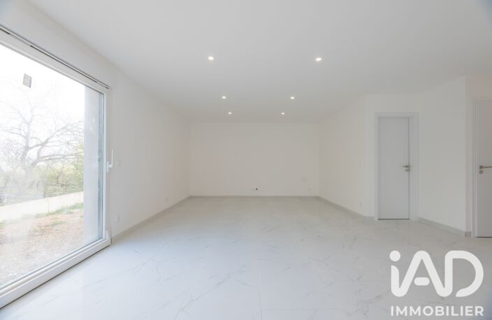 Vente Maison traditionnelle 6 pièces — photo 2