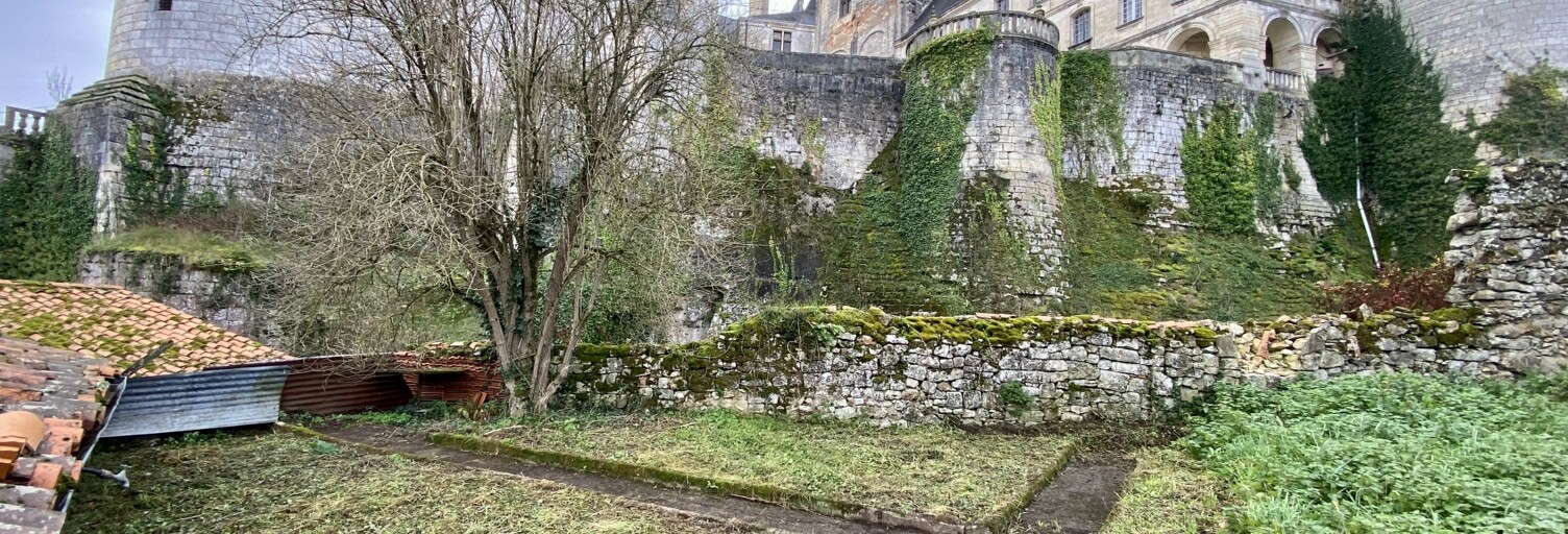 Maison 3 Pièces 55 m² à vendre à La Rochefoucauld-en-Angoumois (16110)