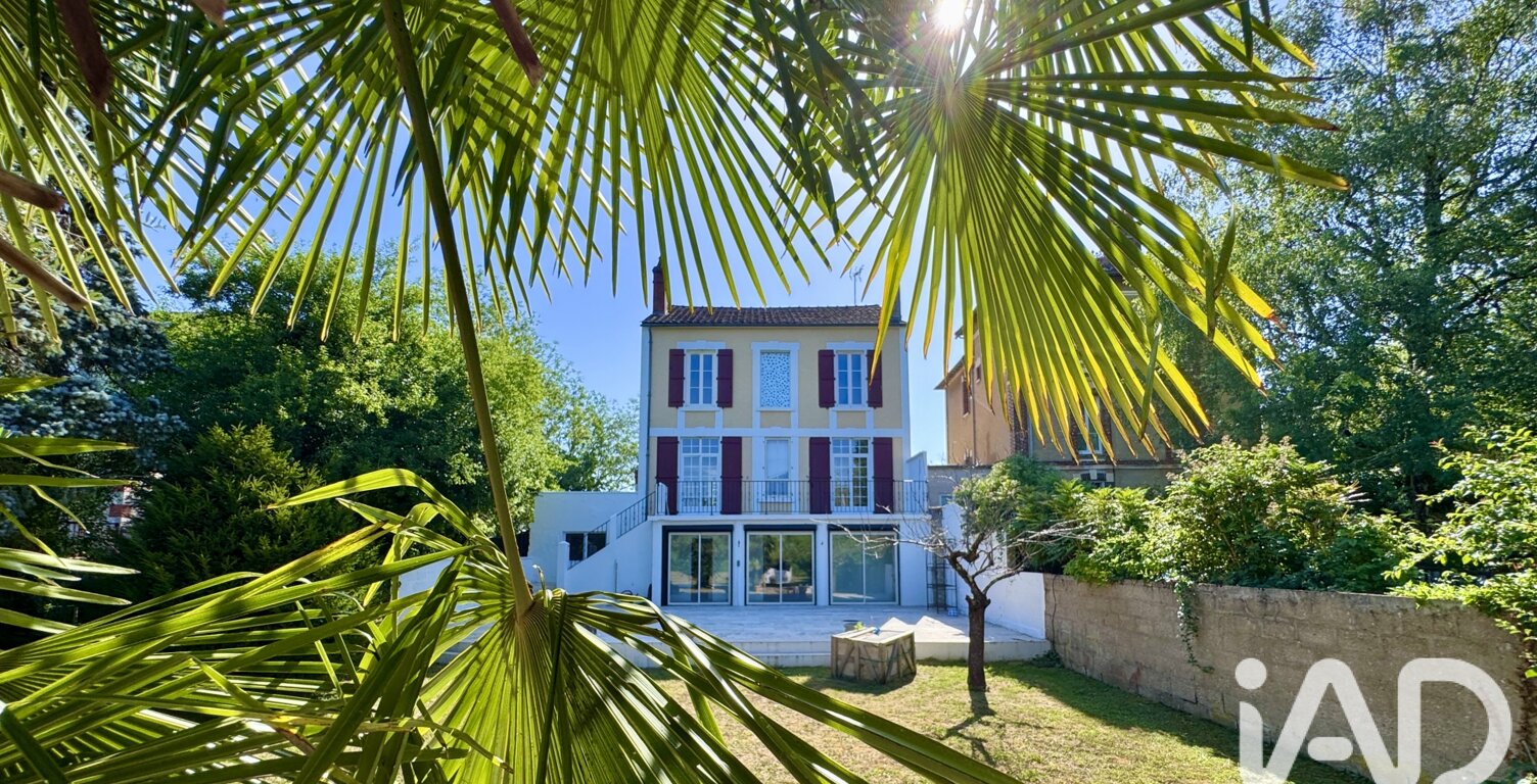 Vente Maison/villa 9 pièces — photo 1