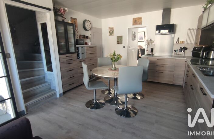 Vente Maison de village 5 pièces — photo 4