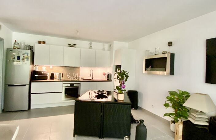 Vente Appartement 4 pièces — photo 2