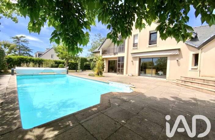 Vente Maison/villa 8 pièces — photo 2