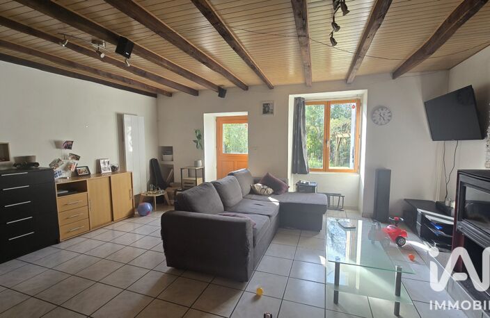Vente Maison/villa 3 pièces — photo 2