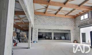 Commerce  543 m² à vendre à Saint-Maximin-la-Sainte-Baume (83470)