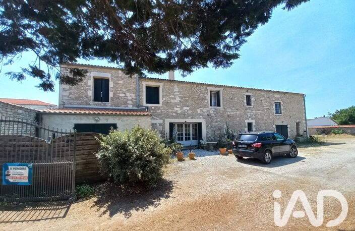 Vente Demeure 7 pièces — photo 2