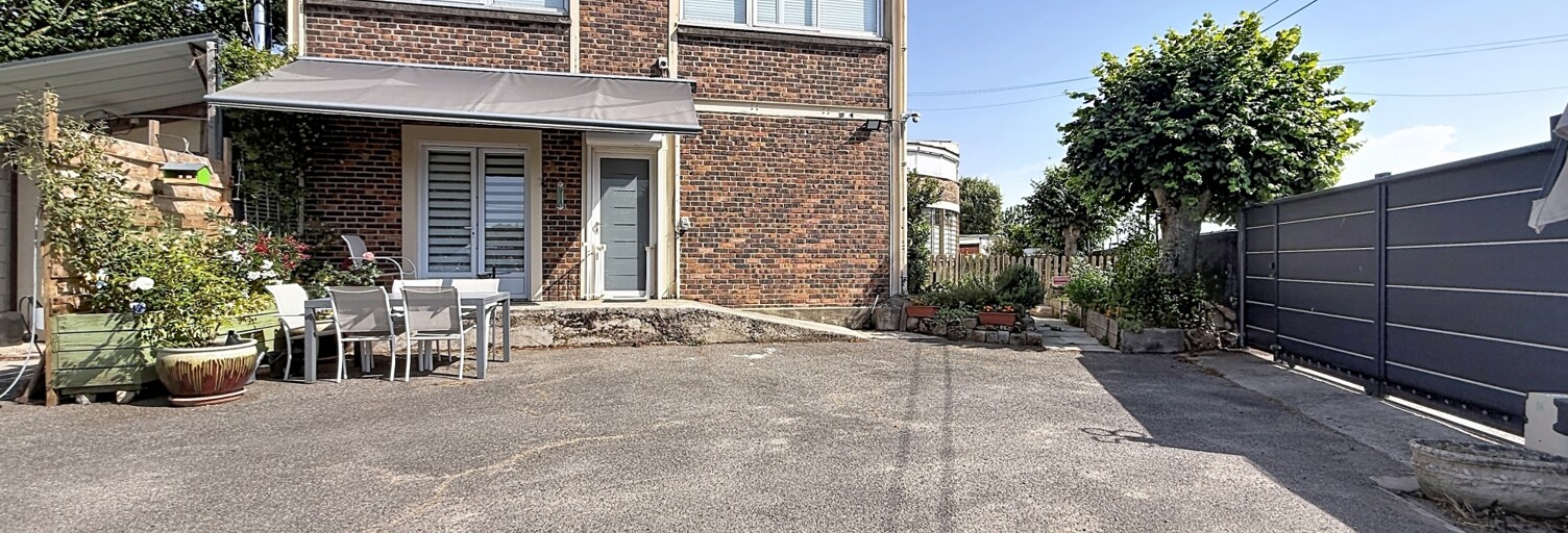 Immeuble  1015 m² à vendre à Blandy (77115)