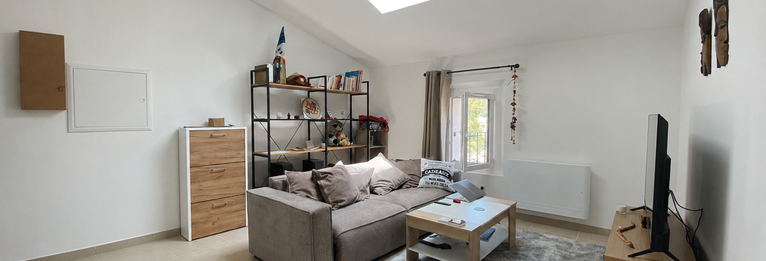 Appartement 4 Pièces 74 m² à vendre à Eyguières (13430)