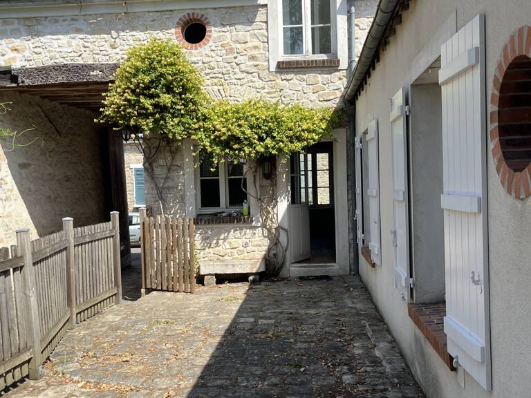 Location Maison/villa 5 pièces — photo 1