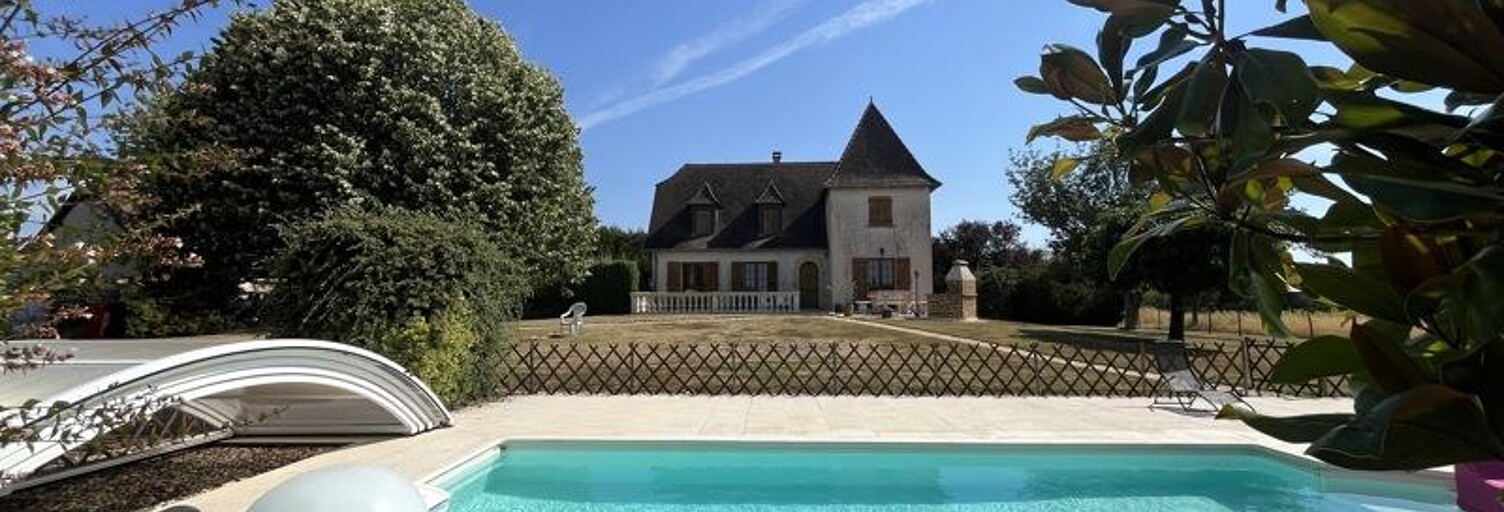 Maison 6 Pièces 131 m² à vendre à Génis (24160)