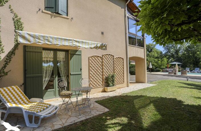 Maison de ville de 5 pièces principales — photo 2