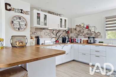 Appartement 4 pièces 282000 €