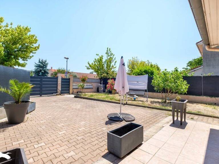 Contemporaine de 5 pièces principales — photo 1