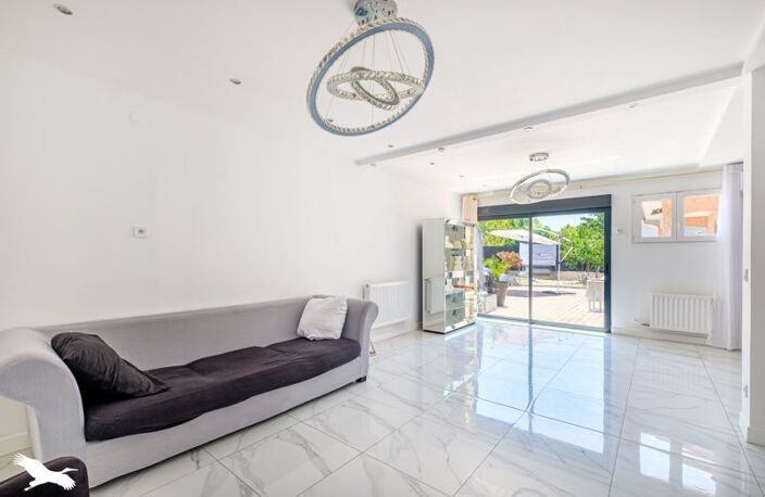Contemporaine de 5 pièces principales — photo 4
