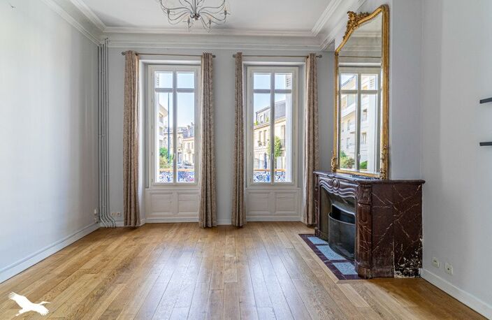 Vente maison 5 pièces 159 m² Bordeaux (33000) — photo 2