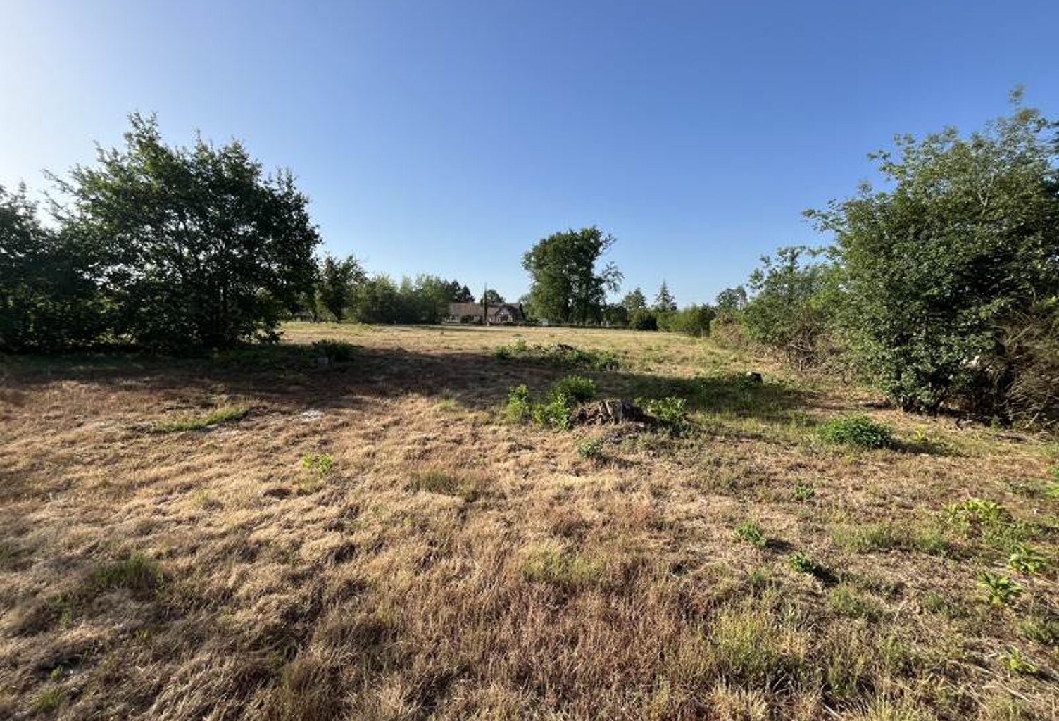 Terrain à bâtir de 0 pièces principales — photo 1
