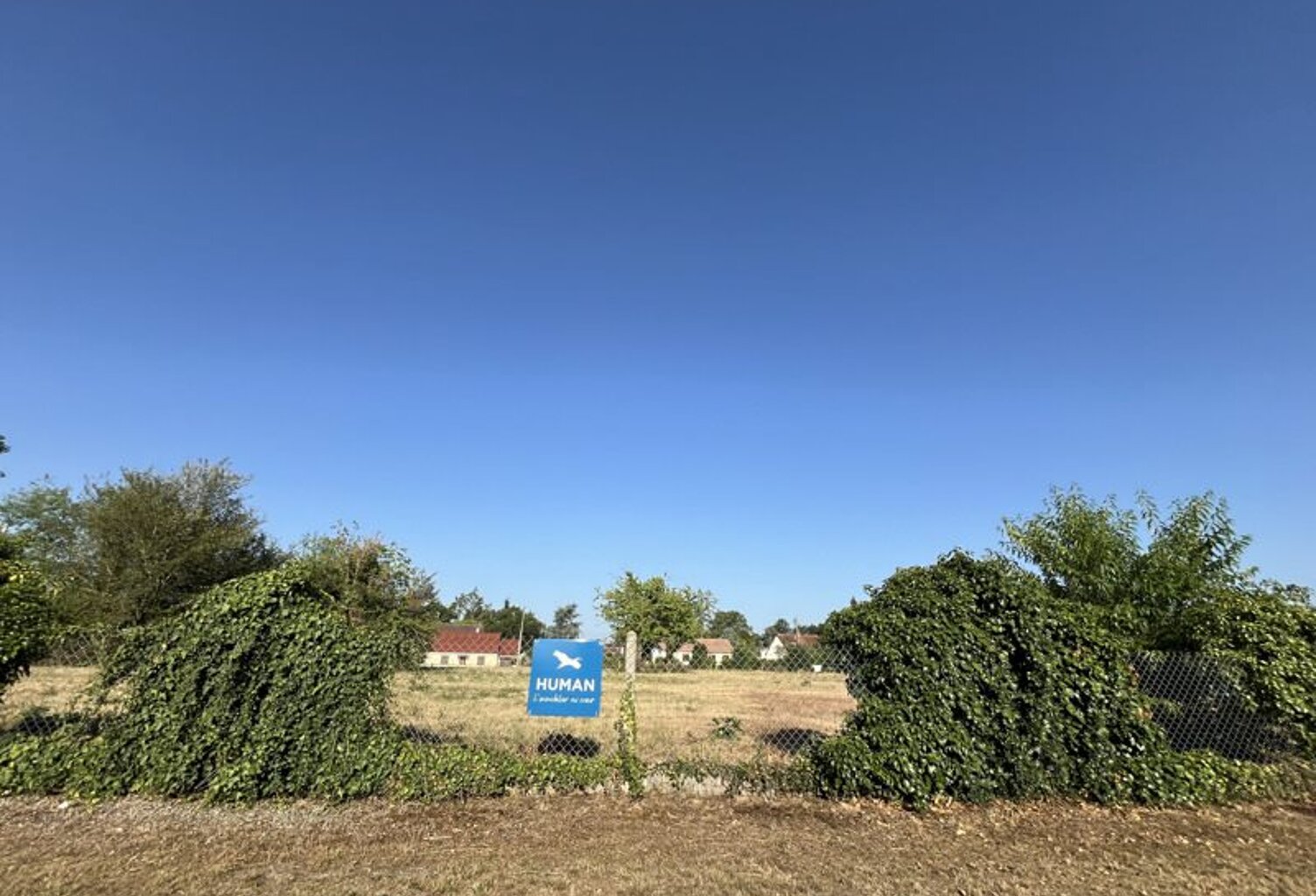 Terrain à bâtir de 0 pièces principales — photo 1
