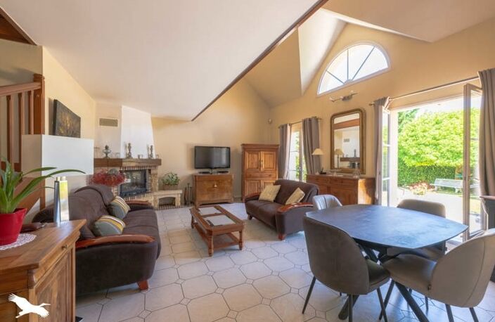 Villa de 6 pièces principales — photo 2