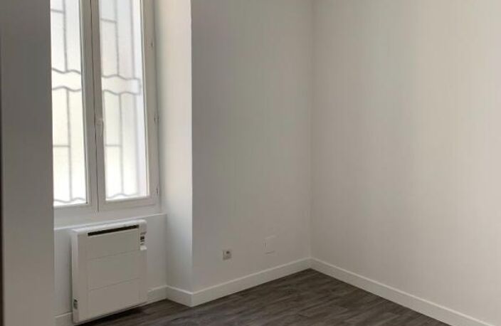 Appartement À Vendre — photo 2