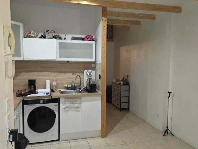 Appartement À Vendre — photo du bien