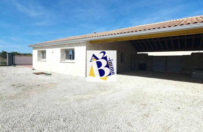 TROIS PALIS MAISON PP TYPE F4 RENOVEE — photo 2