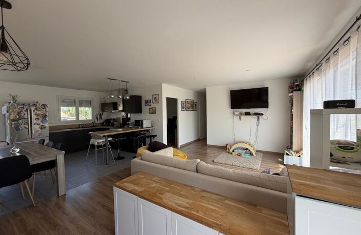CHATEAU GUIBERT (85) - LA MAINBORGERE - VILLA DE PLAIN PIED 2020/4 CHAMBRES AVEC GARAGE SUR 1353M² CLOS — photo 5
