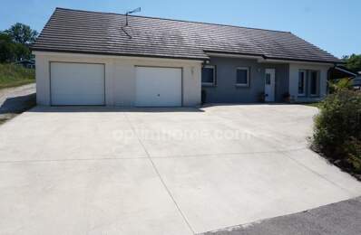 Secteur Vesoul, pavillon climatisé en plain pied avec garages pour 3 voitures et grande terrasse couverte — photo du bien