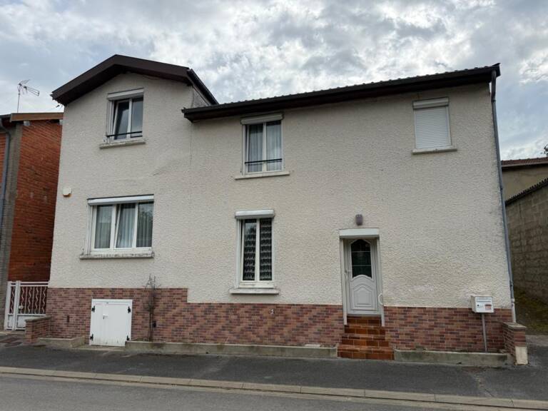 MAISON D'HABITATION + SECONDE BATISSE À RENOVER — photo 1