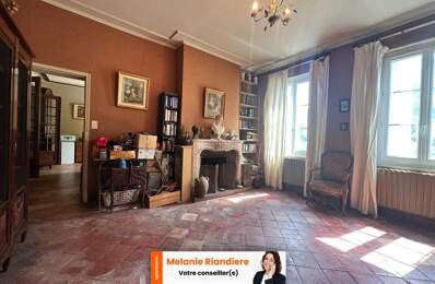 Maison de caractère 227m² - 6 chambres - Fort potentiel avec dépendance - LA FLÈCHE — photo du bien