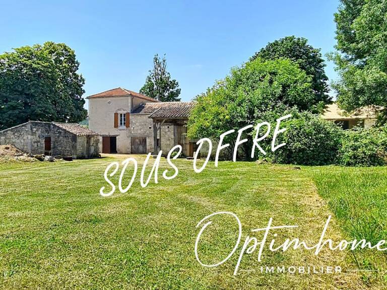 Ensemble immobilier en pierres avec dépendances — photo 1