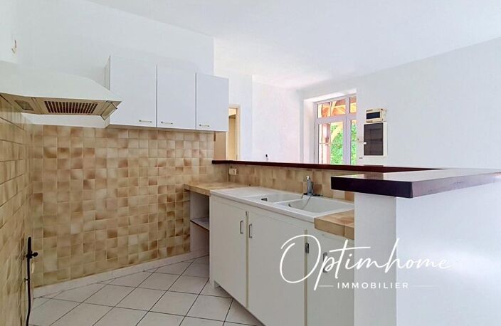 Ensemble immobilier en pierres avec dépendances — photo 4