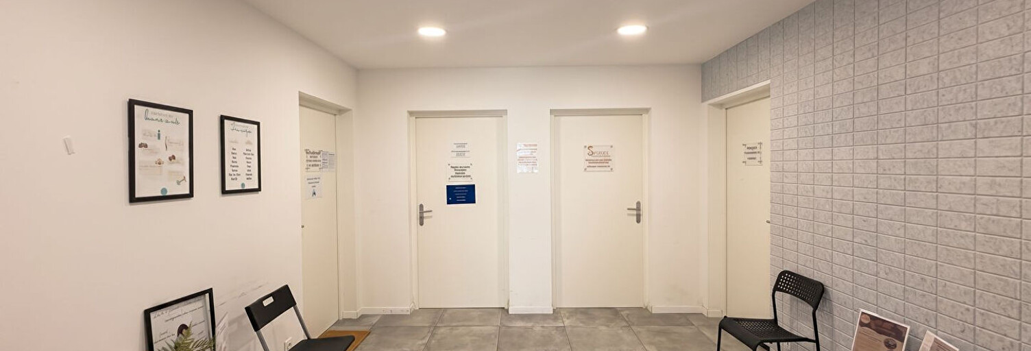 Commerce  78 m² à vendre à Saint-Victoret (13730)