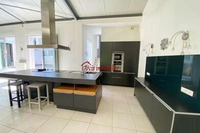 Immeuble  298000 €
