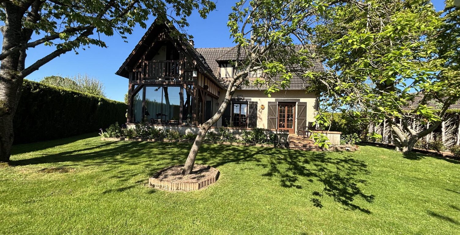Vente maison 6 pièces 170 m² Sainte-Colombe-la-Commanderie (27110) — photo 1