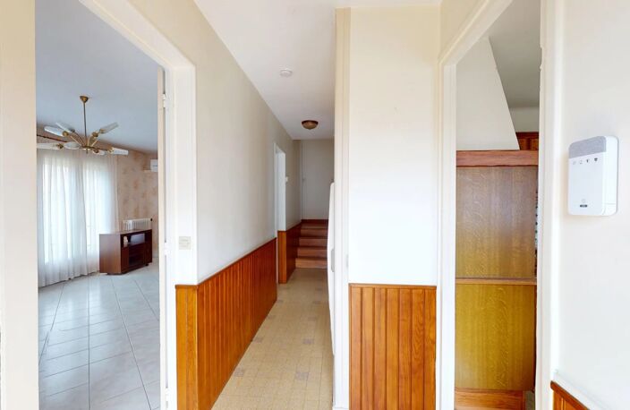Maison individuelle – Terrain divisible – Fort potentiel d'agrandissement — photo 4