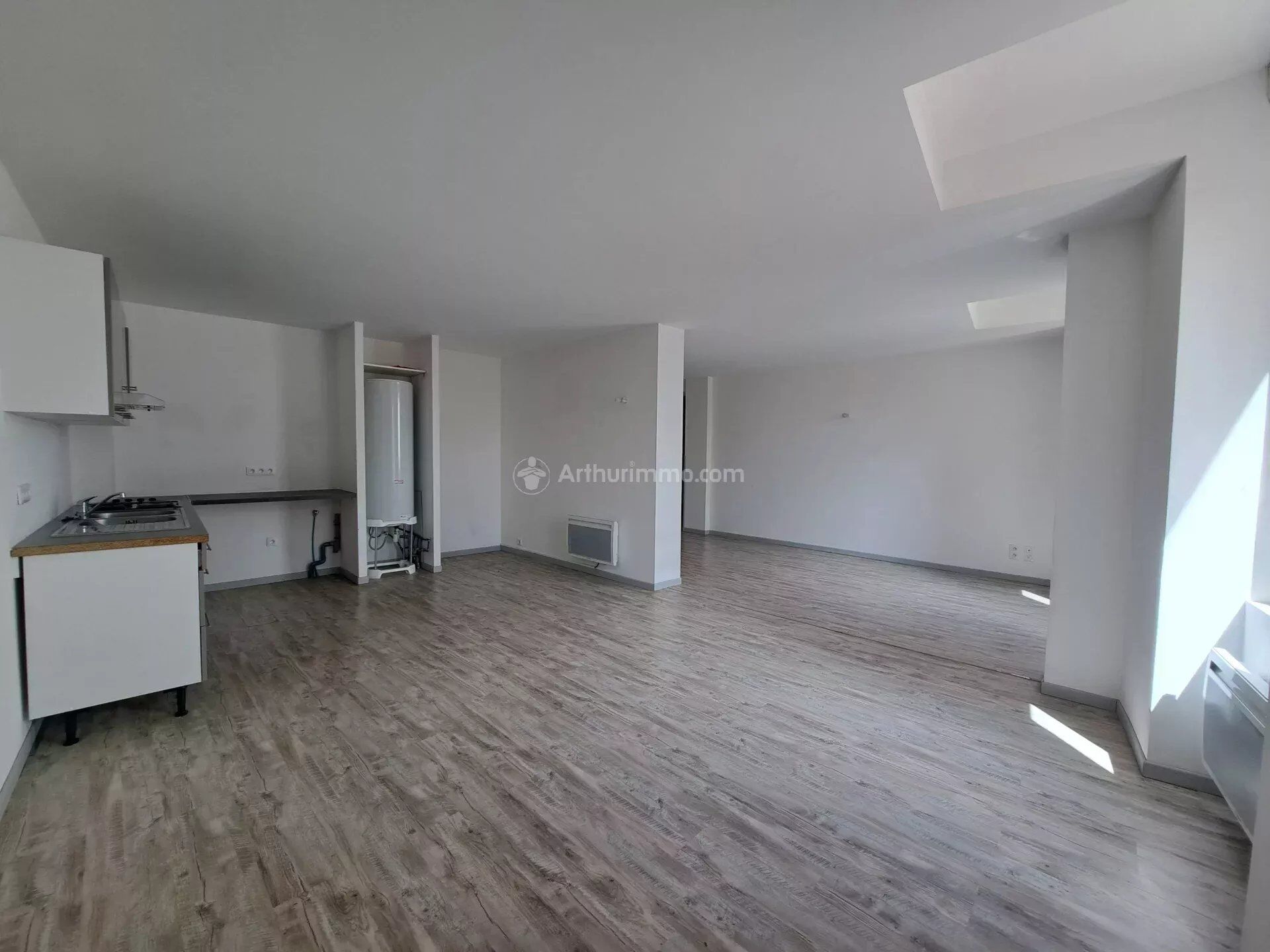 Appartement 4 pièces 101 m² · à Carmaux · 101 m² · 600 €/mois