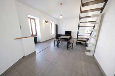 Appartement 2 pièces 1070 €