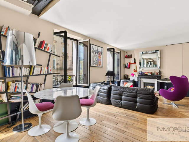 3 pièces entièrement rénové avec balcon. Abbesses. — photo du bien