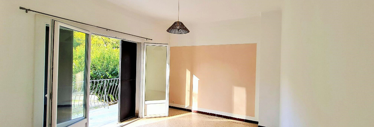 Appartement 1 Pièce 25 m² à louer à Signes (83870)