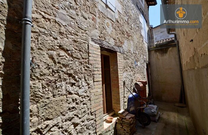 Maison en pierre au cœur du village — photo 5