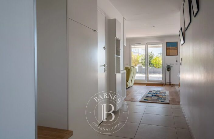Bron Centre - Appartement toit-terrasse - 75,62 m² - 2 chambres possibles - Terrasse de 120 m² - Dernier étage - Garage en sus — photo 5