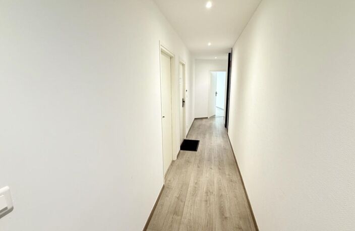 EXCLUSIVITE Archamps Ensemble de 4 bureaux (2 loués et 2 libres) — photo 4