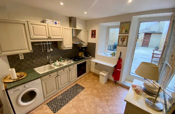 13 Min de Villefranche, maison de village en pierres avec patio — photo 4