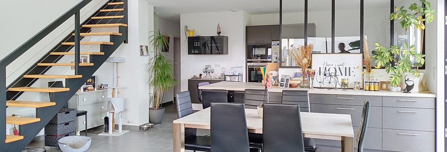 Maison 5 Pièces 141 m² à vendre à La Ville-ès-Nonais (35430)