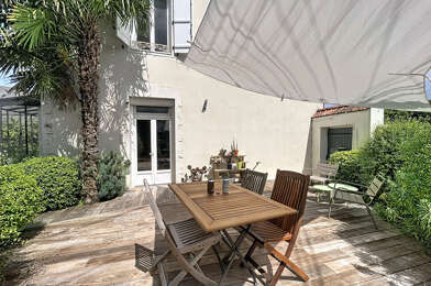 Maison 6 pièces 696600 €