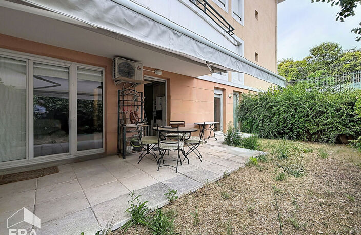 Vente appartement T3 rez-de-jardin St Jérôme 13013 place de parking privée — photo 2