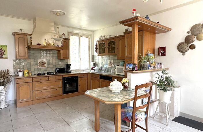 Maison - 130m² - Beaufort-en-Anjou — photo 3