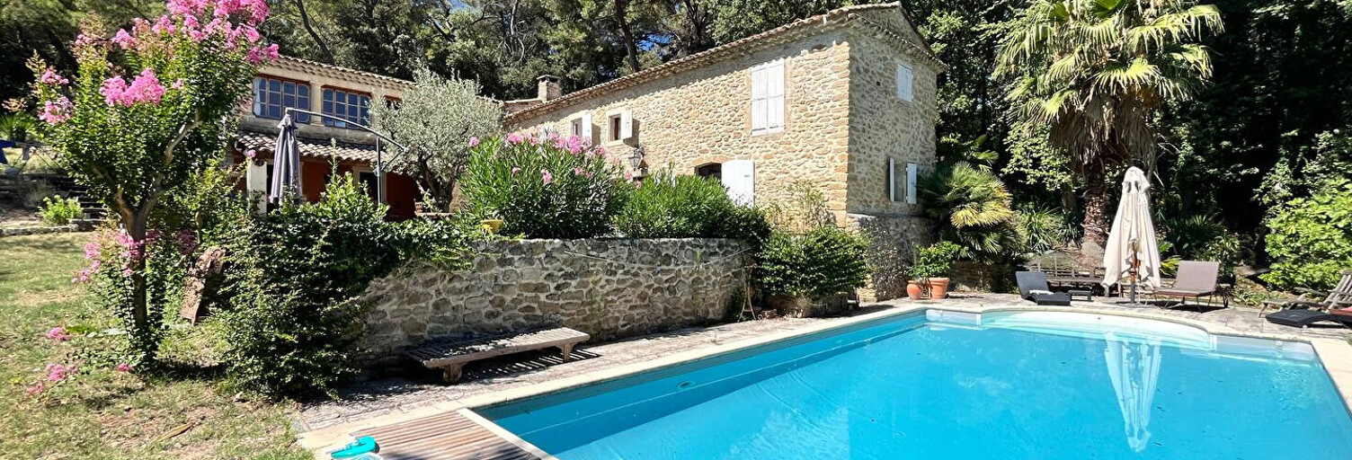 Maison 5 Pièces 183 m² à vendre à Grignan (26230)