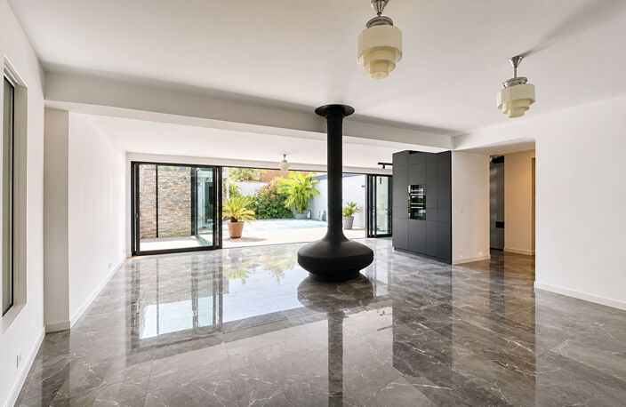 TOULOUSE  - CÔTE PAVÉE Villa contemporaine d'exception -260 m² - Piscine -Salle de sport  Garage — photo 4