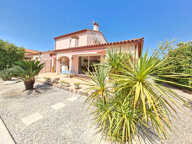 TOULOUGES SUPERBE VILLA 3 FACES AVEC PISCINE, GARAGE ET JARDIN — photo 2